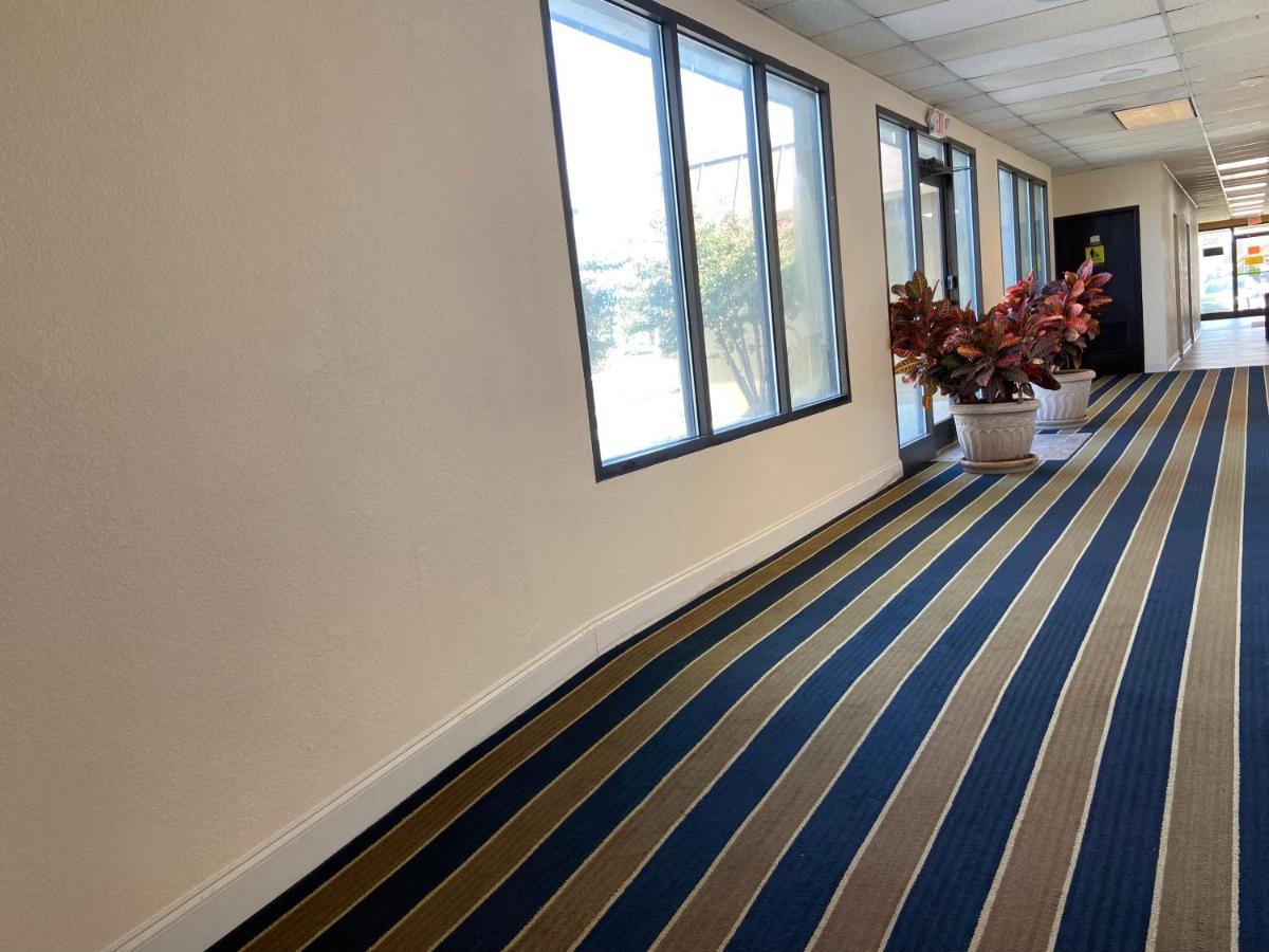 Hotel Super 8 By Wyndham Rocky Mount I-95 Exit 145 Battleboro Esterno foto