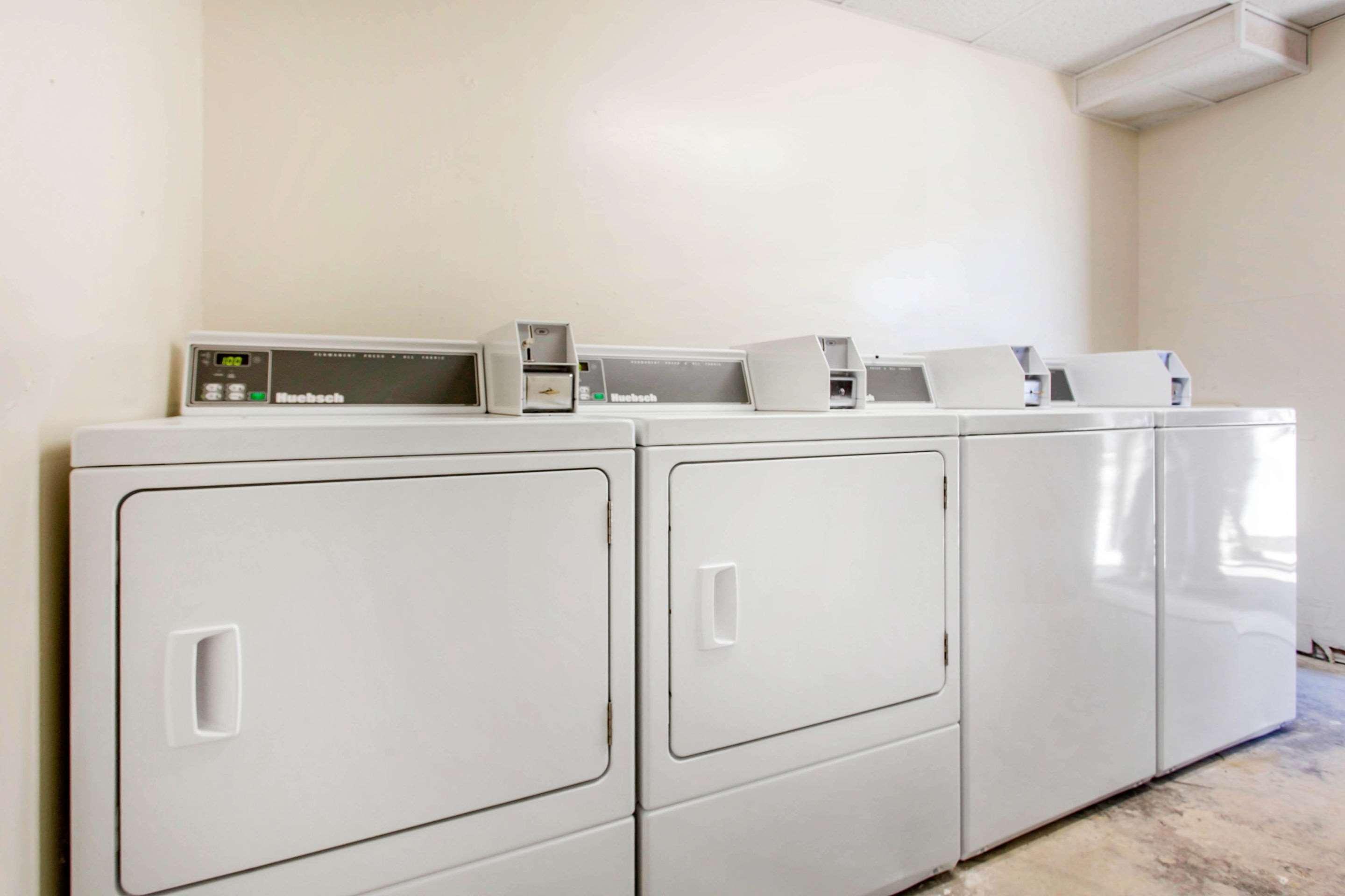 Hotel Super 8 By Wyndham Rocky Mount I-95 Exit 145 Battleboro Esterno foto