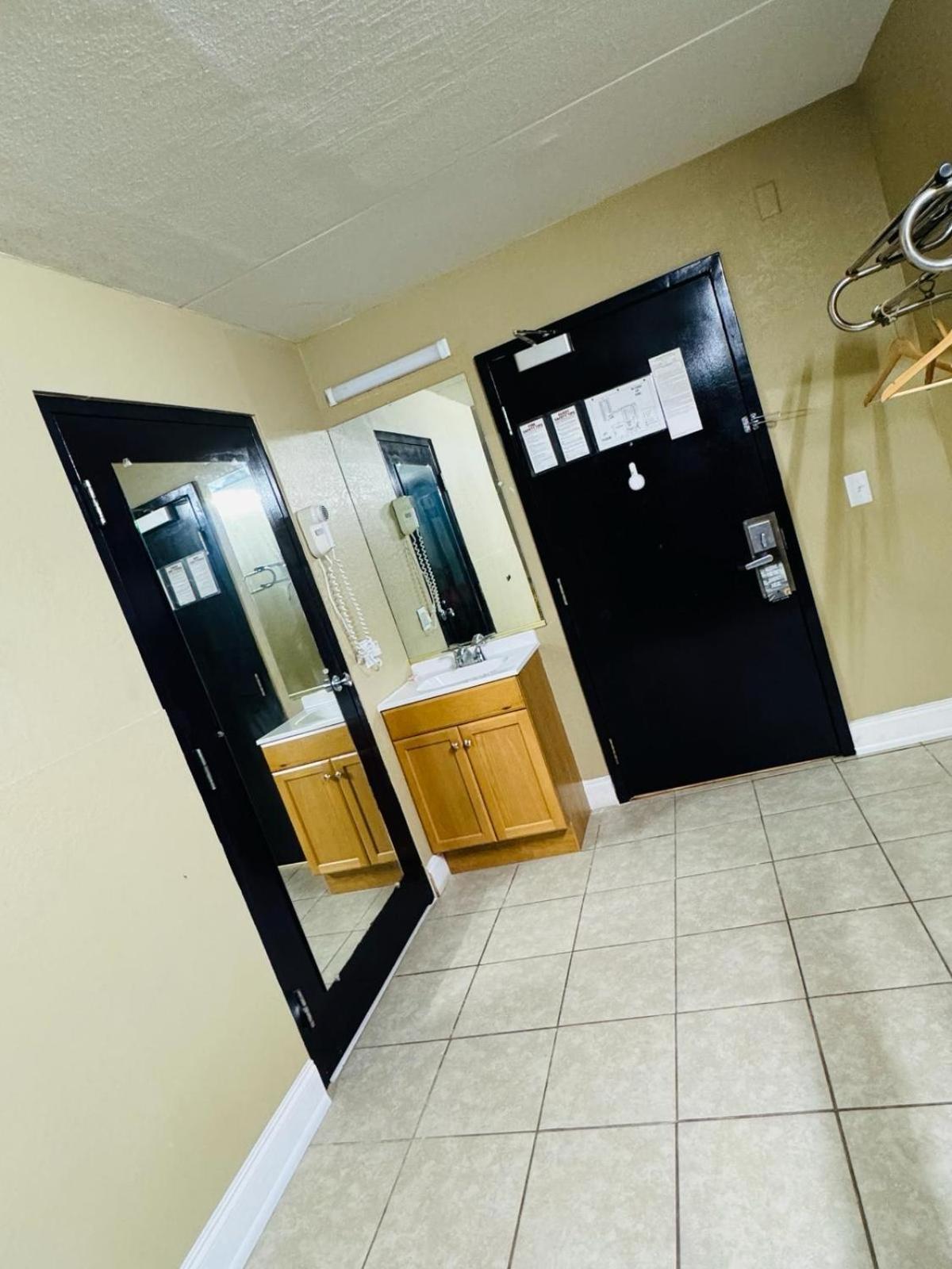 Hotel Super 8 By Wyndham Rocky Mount I-95 Exit 145 Battleboro Esterno foto